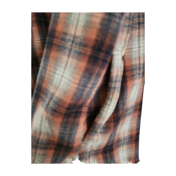 Plaid Flannel Shirt L Democracy Jacket Button Up Top Relaxed Fit Pockets - Picture 5 of 10